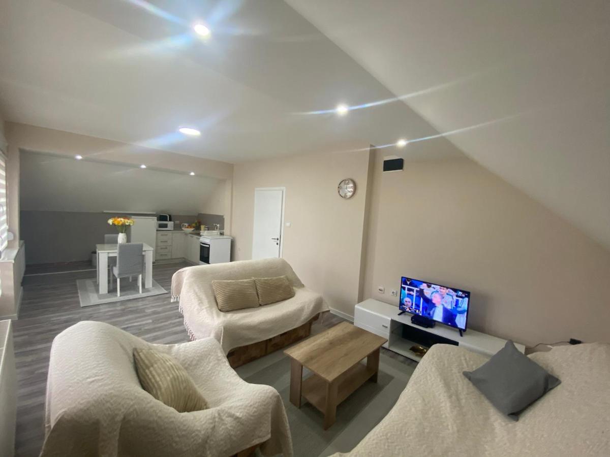 Apartament  Nisz Zewnętrze zdjęcie